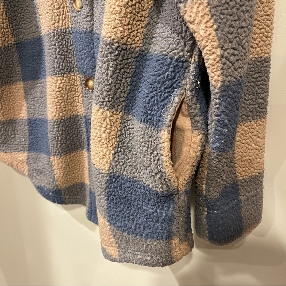 Koolaburra by Ugg Blue & Tan Plaid Button Down Shacket Women’s Size Medium - Picture 3 of 12